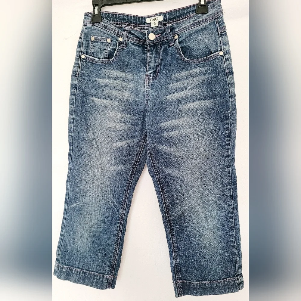 Cato Women's Capri Jeans Stretch Rayon/Cotton Light Blue Wash Pink Stitching 4/S - Picture 2 of 13